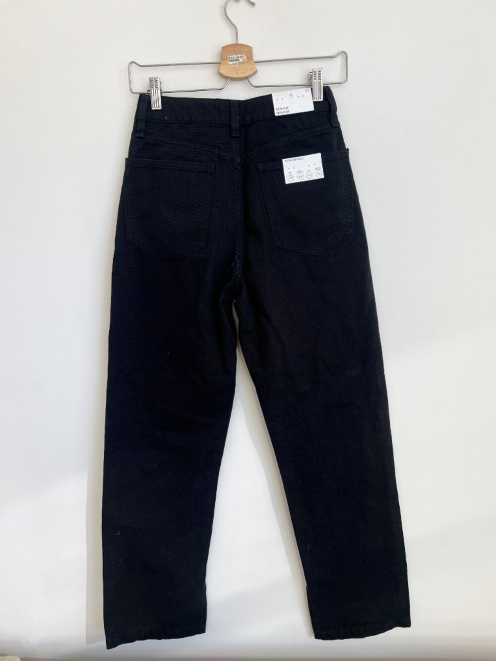 NWT WeWoreWhat Mom Slit Straight Jean in Black, Size 25 Black Jeans With Slit - Picture 8 of 10